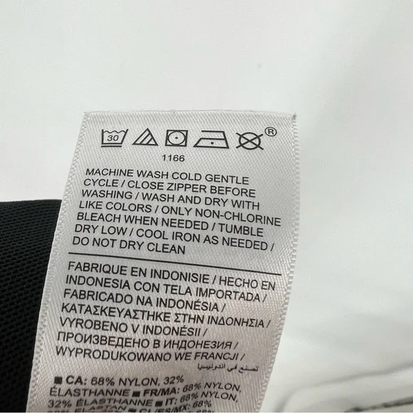 Athleta Pinnacle High Rise Wide Leg Black Cargo Trousers Pants Women's 8 - Picture 12 of 16